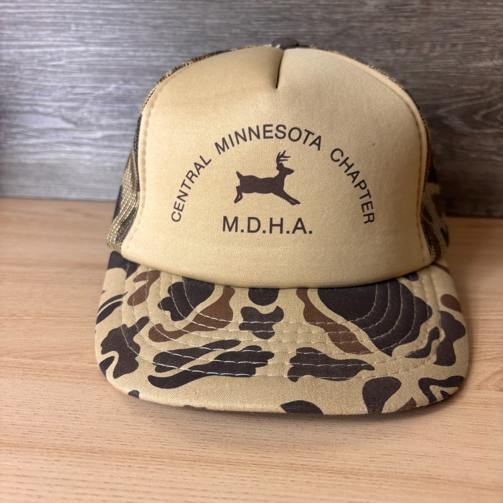 Vintage Minnesota Deer Hunters Association Hat Snap Back Brown Camo Trucker